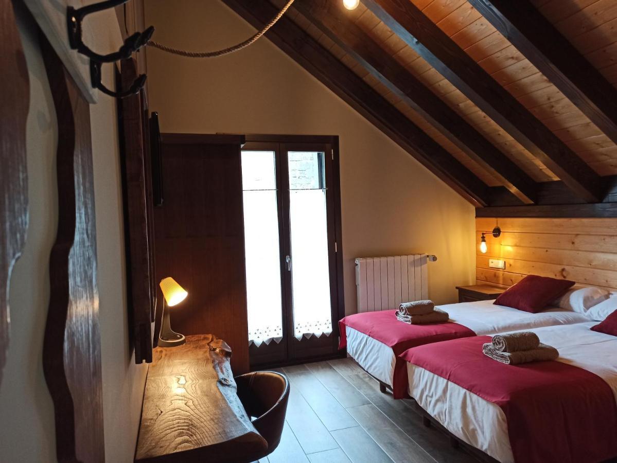 Casa Rural Elurkoia Isaba Kültér fotó